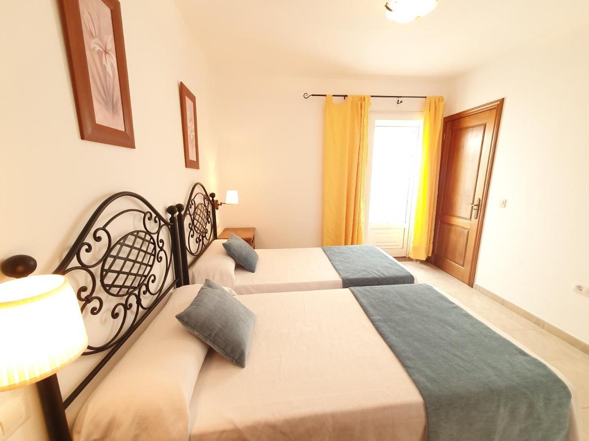 Apartamentos Graciosamar カレタ・デル・セボ エクステリア 写真